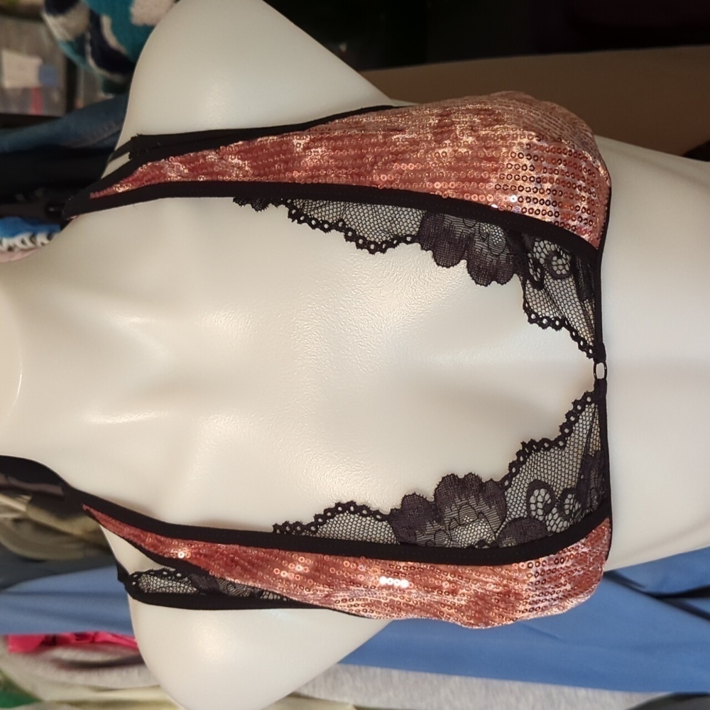 The Escante Collection Women's Racerback Bra w/Sequins and Lace Size Small/Med